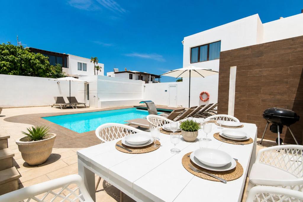 Villa Tisalaya - By AZ Rentals - 4