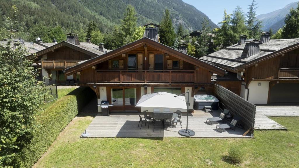 Folettes Chalet 4CH Jardin Vue Cheminee Jacuzzi - 1