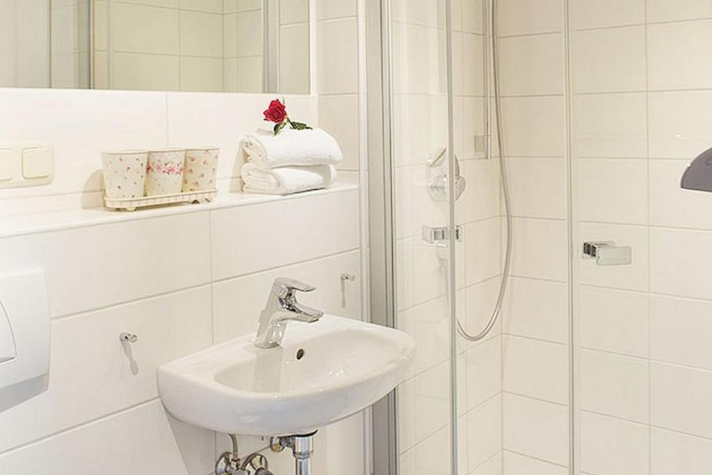 Ferienwohnung Seeblick mit zusätzl Doppelzimmer, Hof Alpenseeblick, NesselwangAttleseeAllgäu - 4