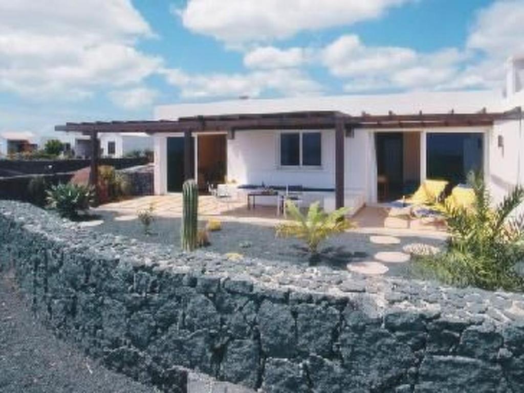 Holiday Home Bungalow mit geräumiger Terrasse by Interhome - 2