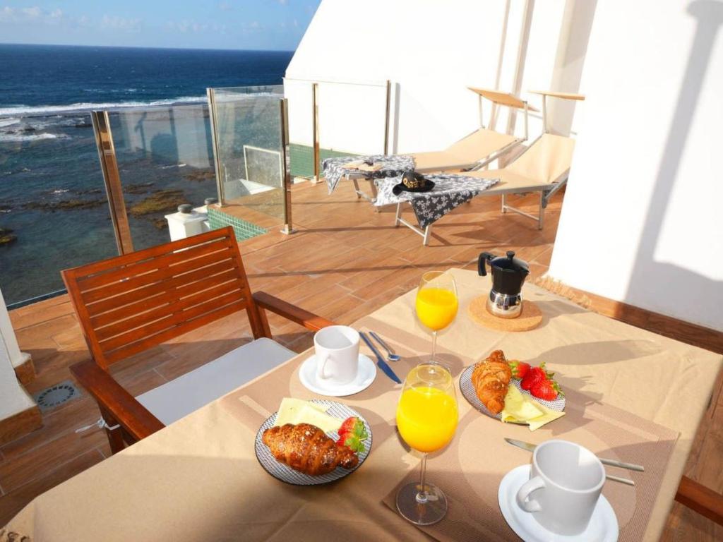 Apartment Wohnung mit privater Terrasse und Meerblick by Interhome - 3