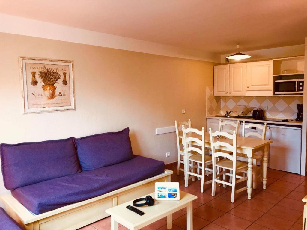 Apartment Golf de ST Tropez -Wohnung mit Balkon by Interhome - 4