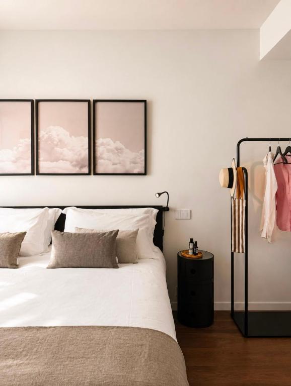 Easylife-Genova-Waterfront Suite-Luxury Design - 4
