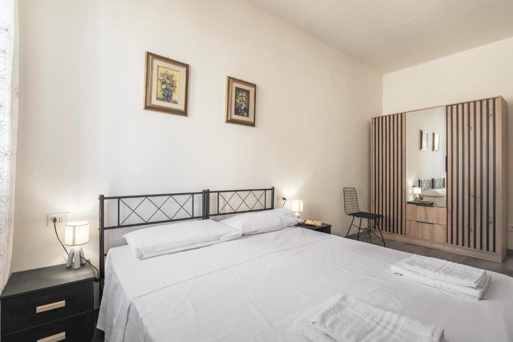 Charming Suite Santa Croce x3, AC & fast Wi-Fi - 5