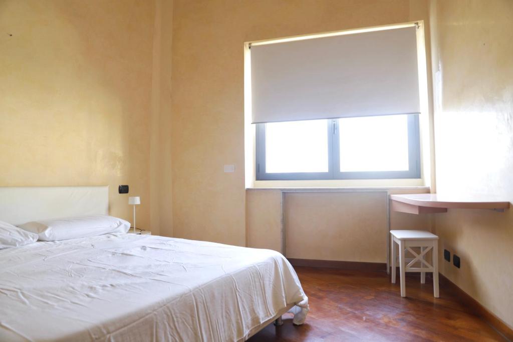 Bilocale con parcheggio incluso in Via Amba Alagi - 3