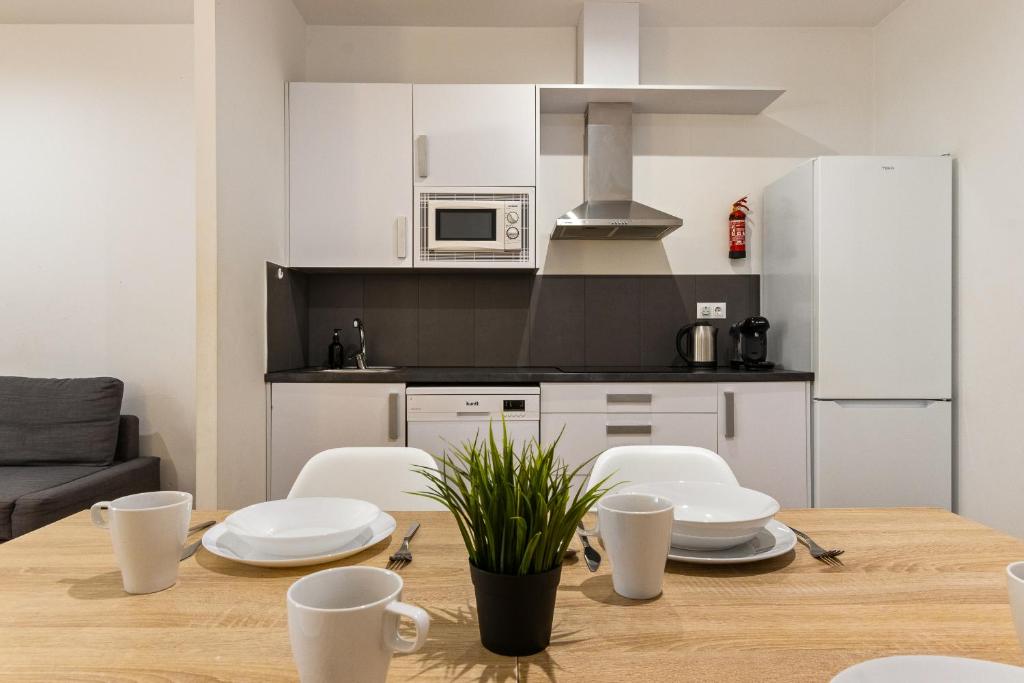 1 Eurosol Garden By IVI Real Estate - 3