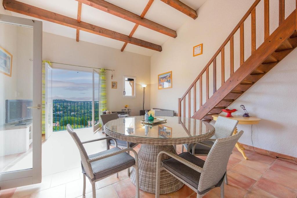 Spacieux appartement, vue mer 6 personnes - 1