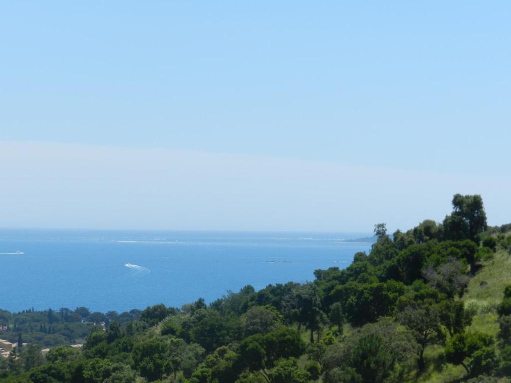 Spacieux appartement, vue mer 6 personnes - 3