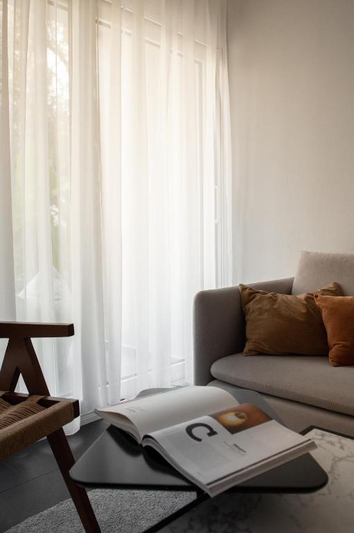 La Laguna Boutique Apartments - 2