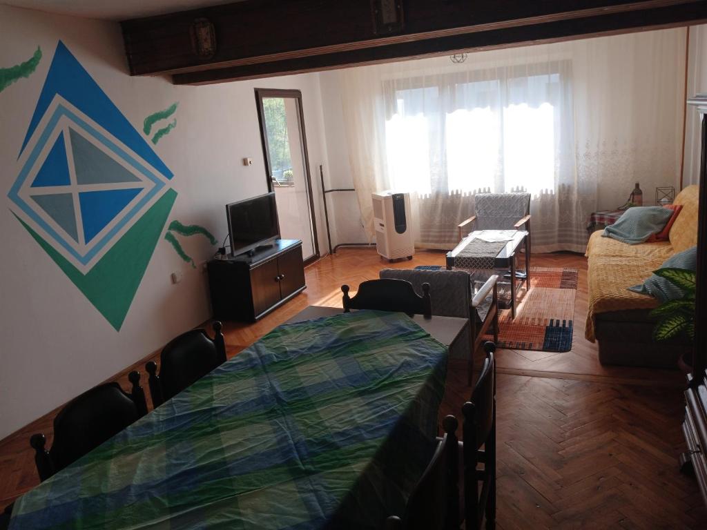 Matko's New Flat - 2
