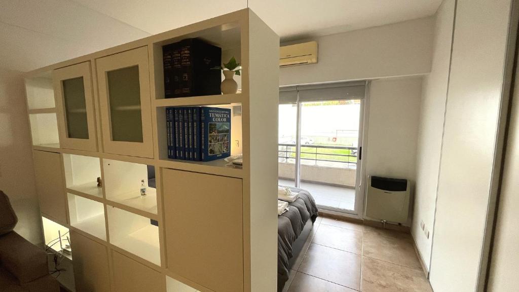 Studio in modern complex with 24-hour security - 2