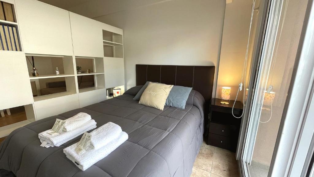 Studio in modern complex with 24-hour security - 4