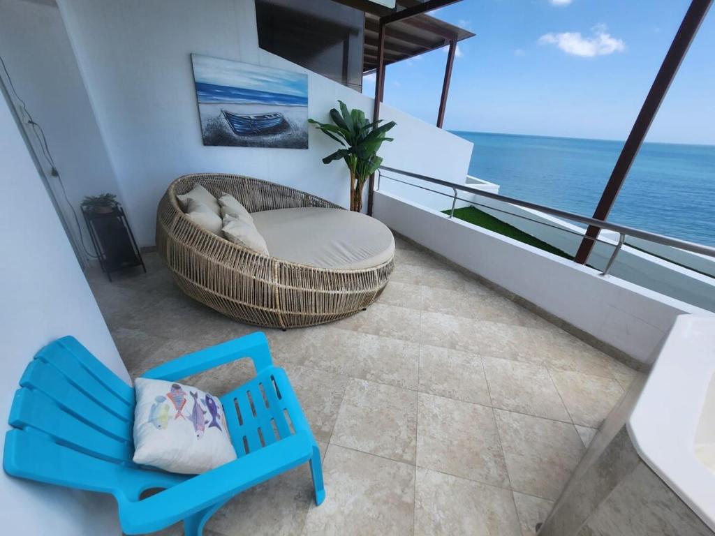Duplex frente al mar con playa privada - 3