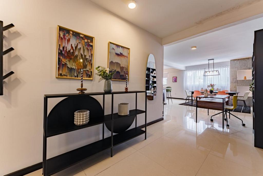 Two Roma Norte Condos with City Views and Workspace - 3