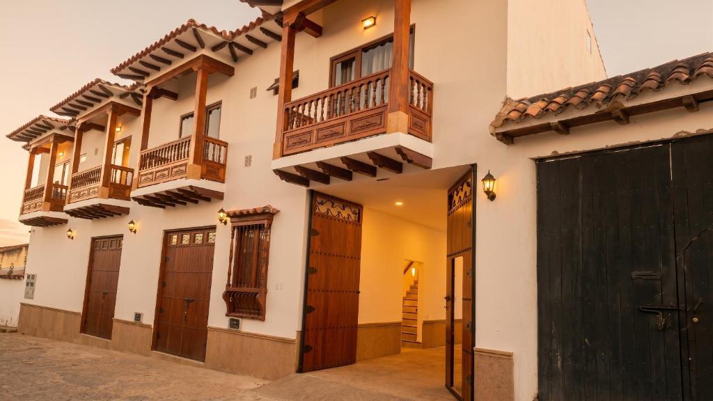 Hotel Los Olivos - 3