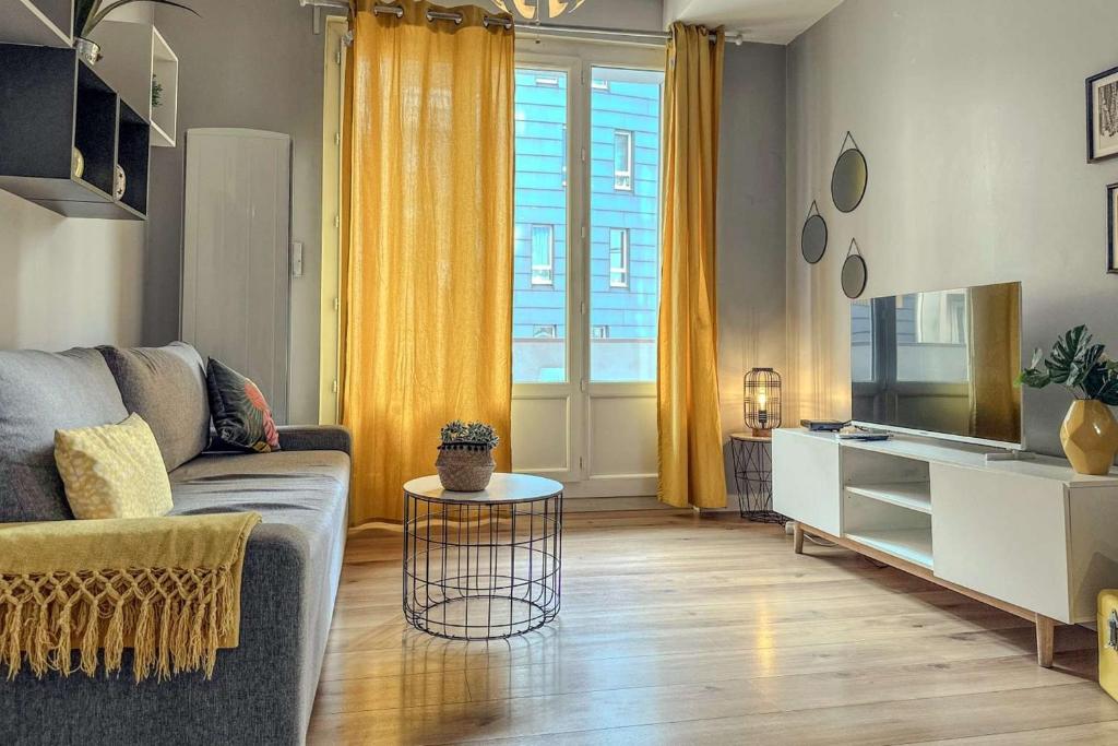 Marceau • T3 lumineux • 2 chambres • Balcon • Grenoble - 3