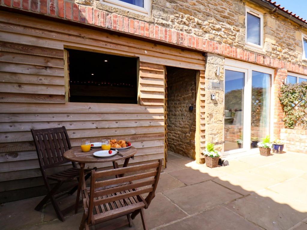 Hawthorn Cottage, Hackness photo 4