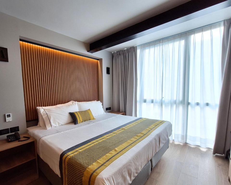 Hotel Block Suites - 2