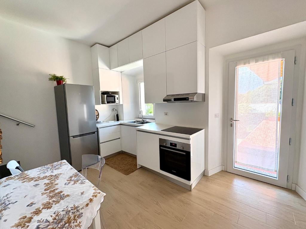 Al Torrente elegant rustic house in Colico - 4