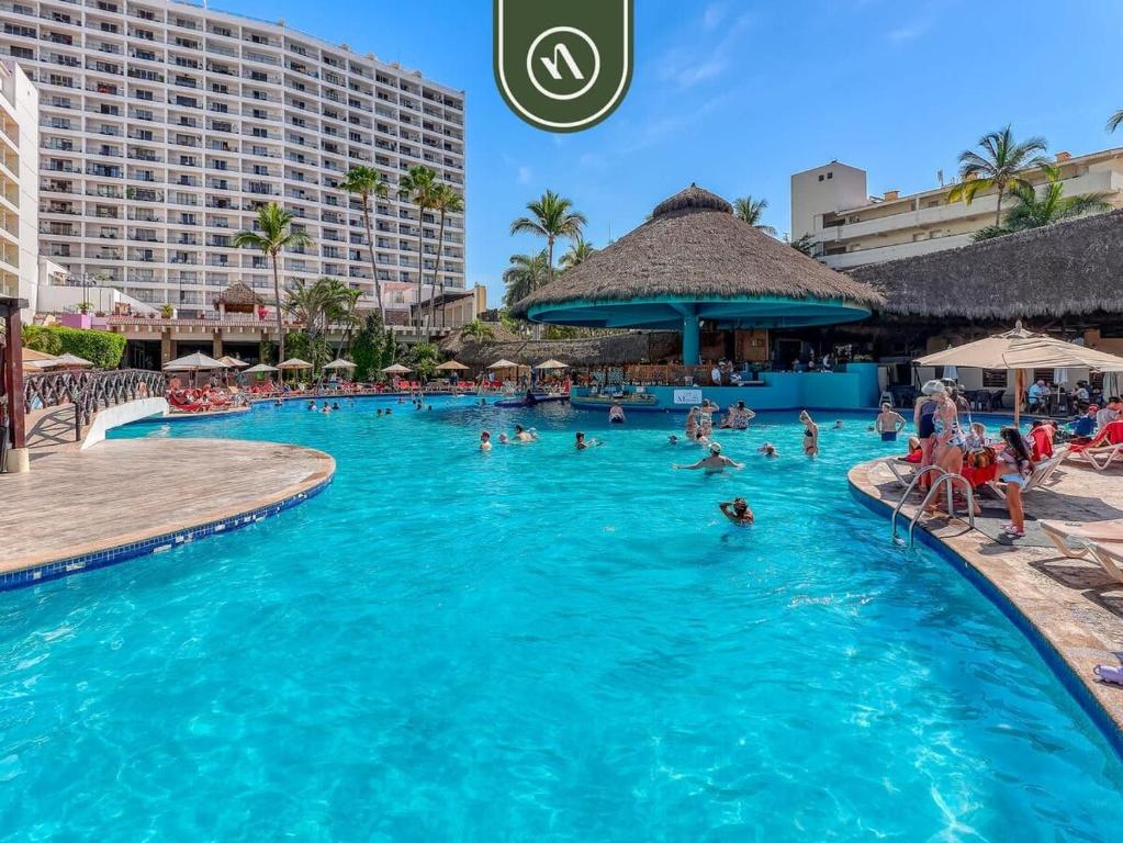 Oceanview 1 BR Condo 3 Min Away to the Beach - 1