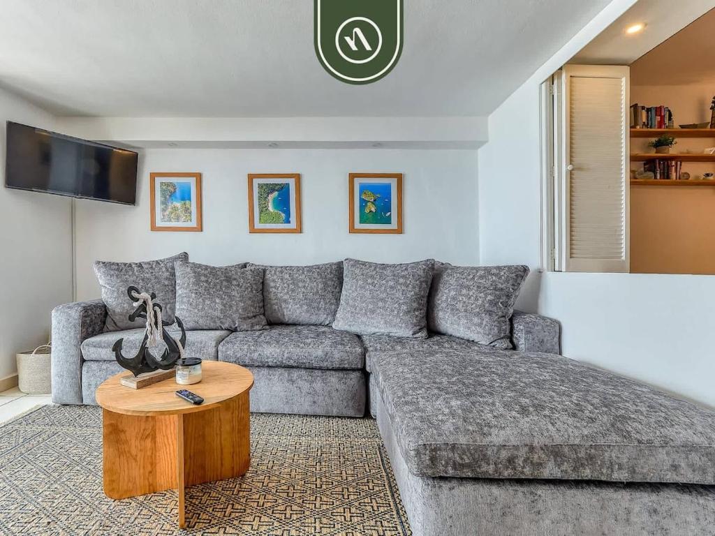 Oceanview 1 BR Condo 3 Min Away to the Beach - 4