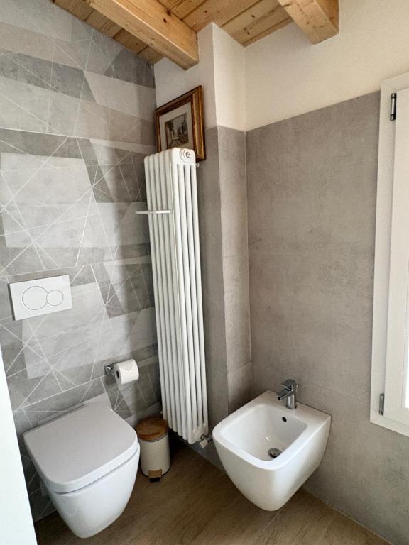 Al Torrente elegant rustic house in Colico - 2