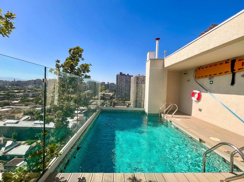 Modern Studio - City Views Fast Wifi & Parking - 5