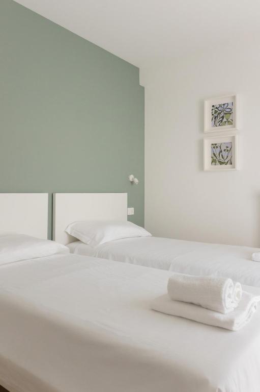 Private Parking - Manzoni Apartments - 5