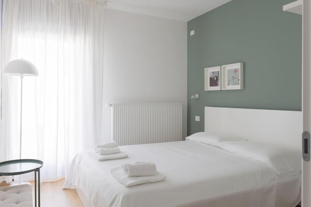 Private Parking - Manzoni Apartments - 2
