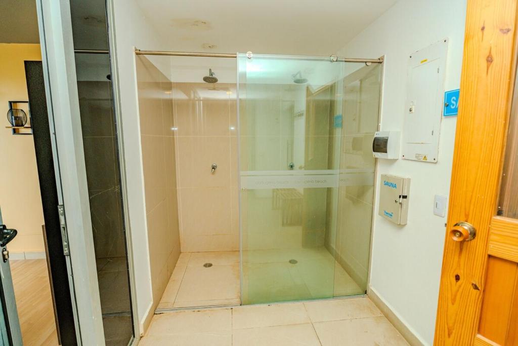 Mar de Luna en Apartamento en Cartagena Beach Resort cerca a la playa con piscina y jacuzzi - 4