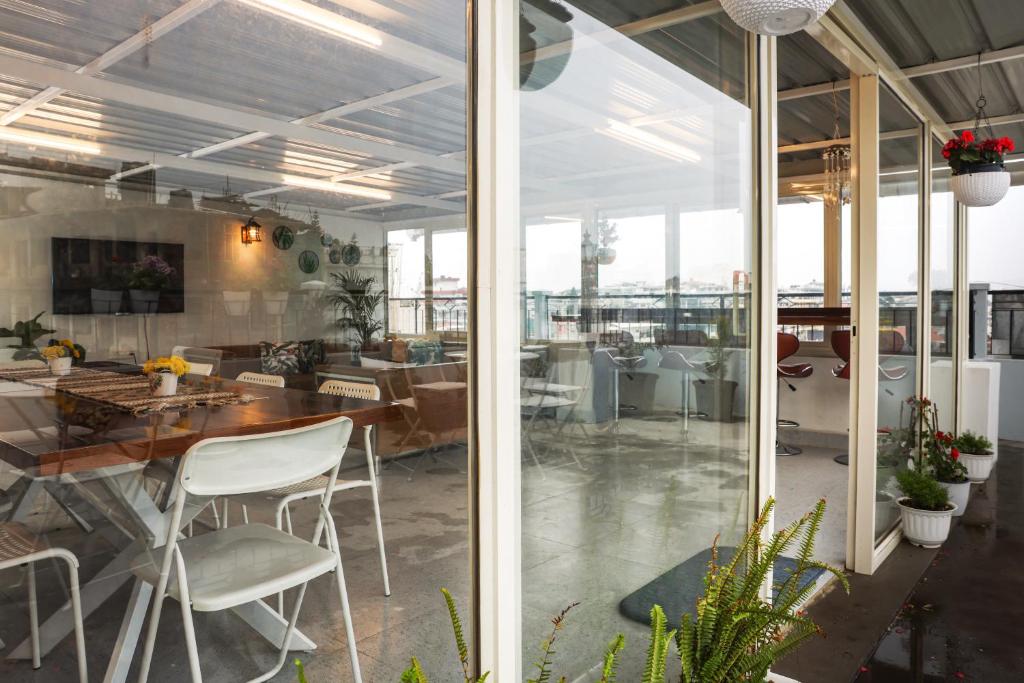 Exterior view, Silversky Guest House in Shillong