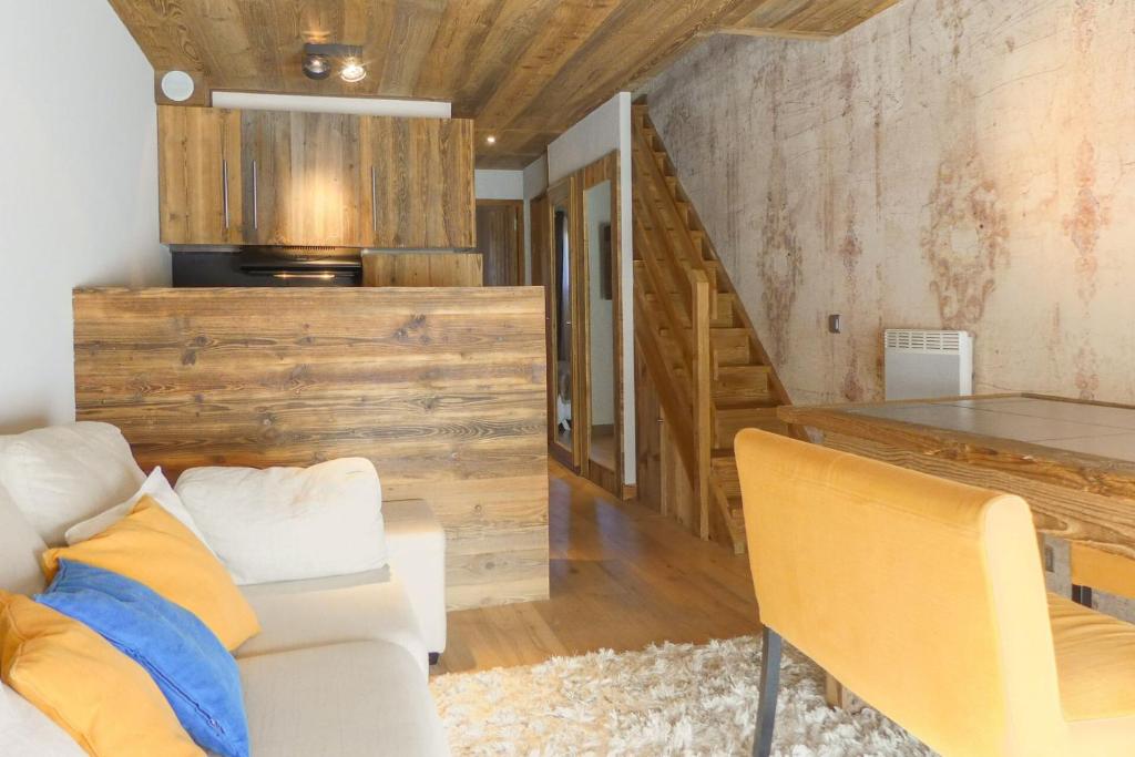 Résidence Alpinea - APPARTEMENT DE CHARME AMBIANCE CHALET - PROCHE DES PISTES MAE-7480 - 2