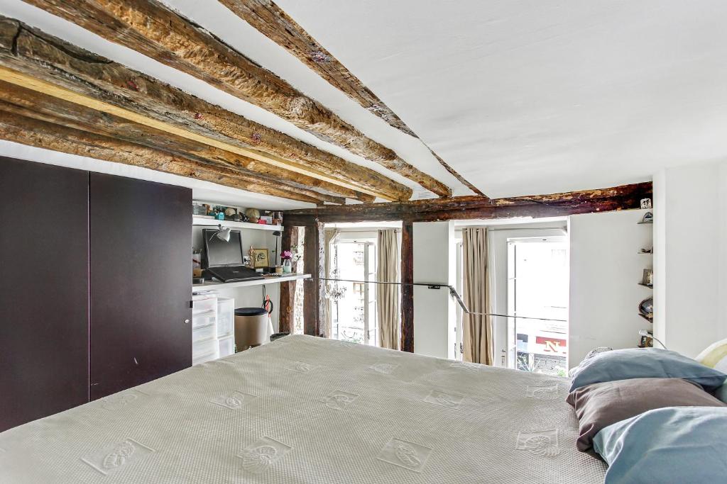 Beau studio-loft au coeur du Marais - 3