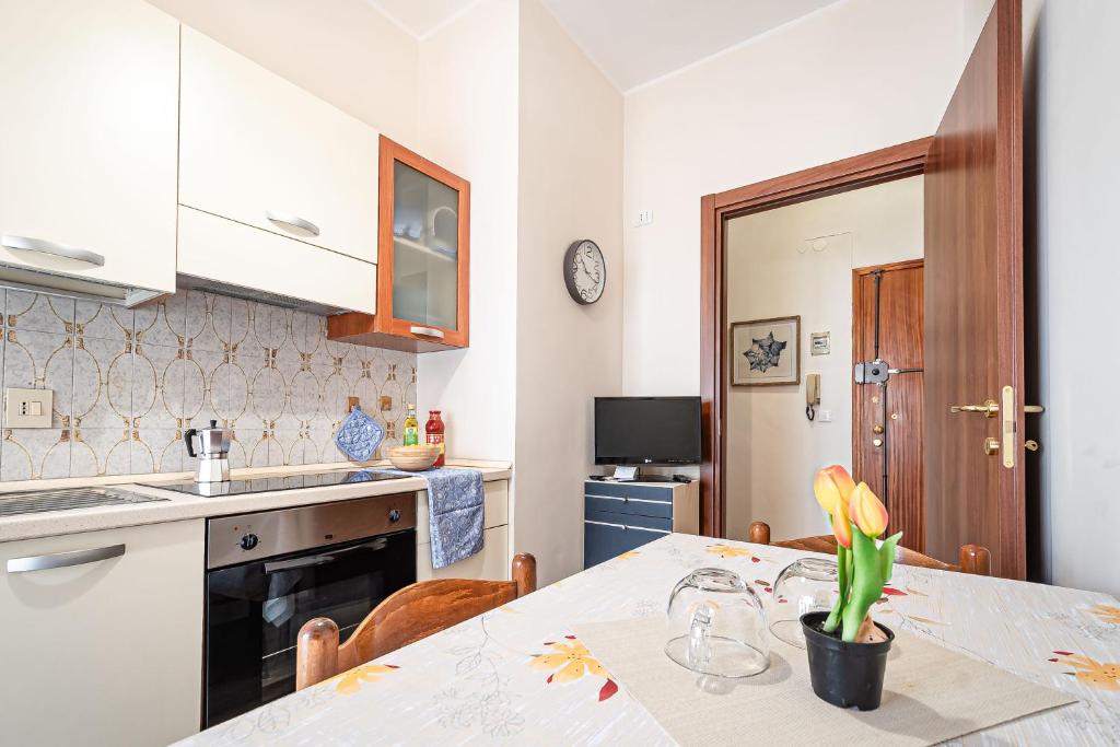 150 mt from the sea - Air Conditioning and Balcony - 4
