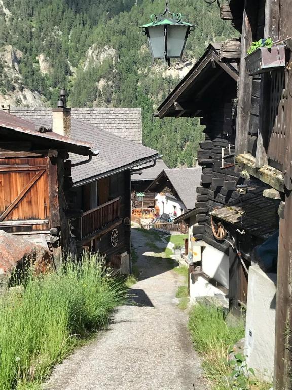 Petit coin de paradis à Pinsec, Val d'Anniviers, village historique - 3