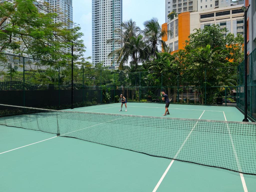 Tennis court
