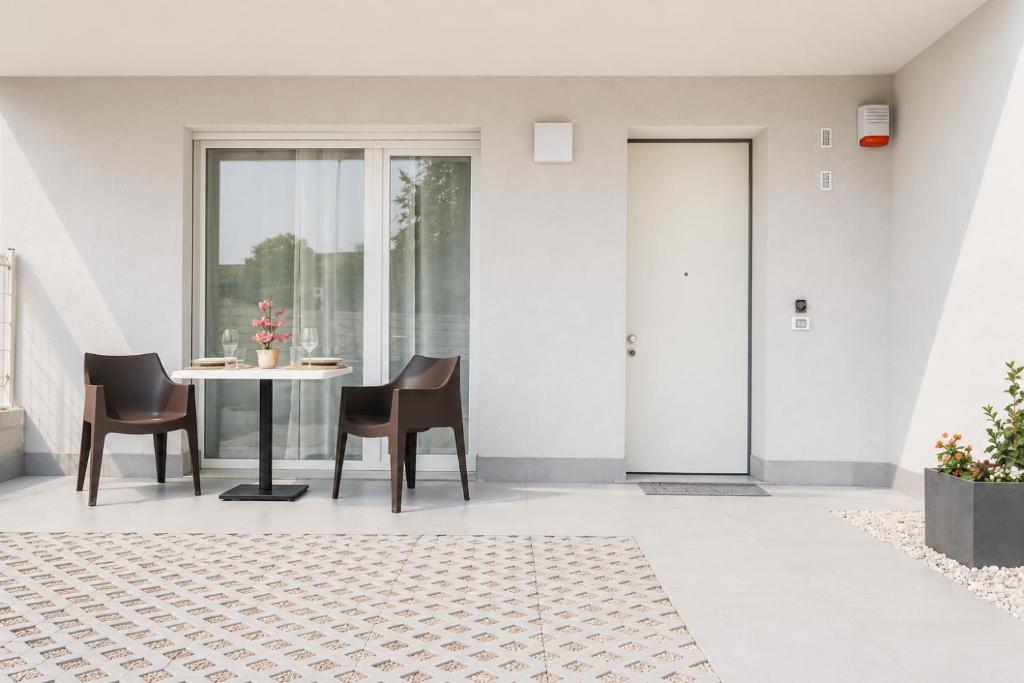 The Prince - Luxury apartments with Pool - 2