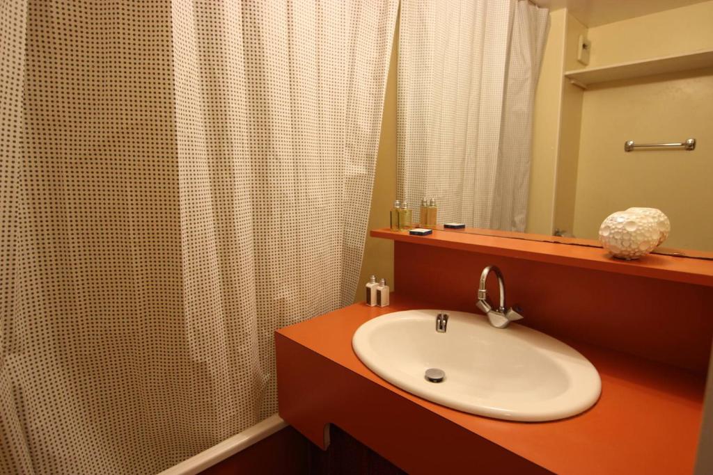 Résidence Roche Blanche - STUDIO COSY EN CENTRE STATION POUR 2 PERSONNES MAE-7798 - 5