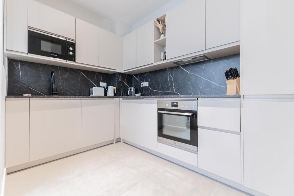 Appartements 3 Chambres de luxe 6 personnes, Centre Ville, Clim, Ascenseur - 4