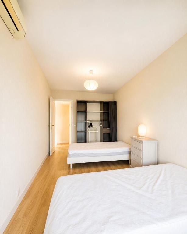 Centre Juan les Pins 2 Terrasses 6 pers - 2