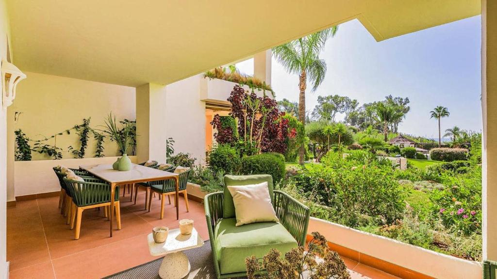 Bahia del Velerin Tropical Beach Oasis - 2