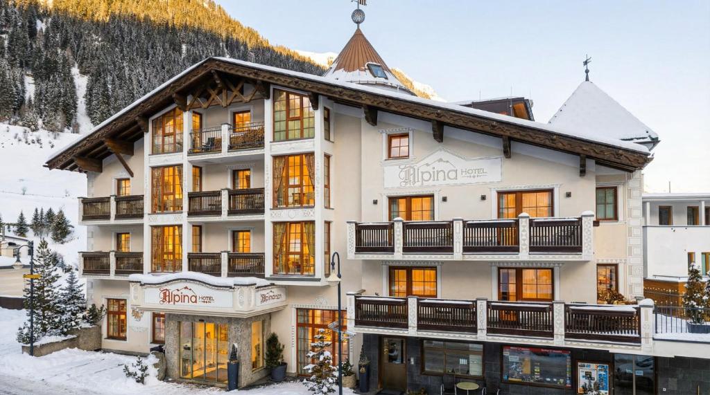 Hotel Alpina - 1