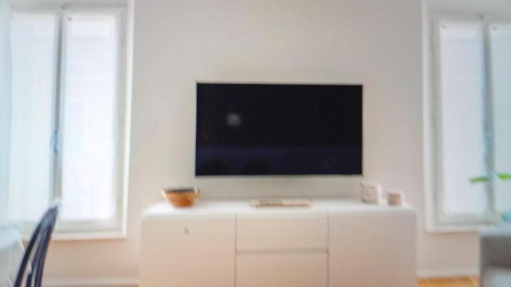 Paris Apartment - Close to Metro - Notre Dame in Walking Distance - 4