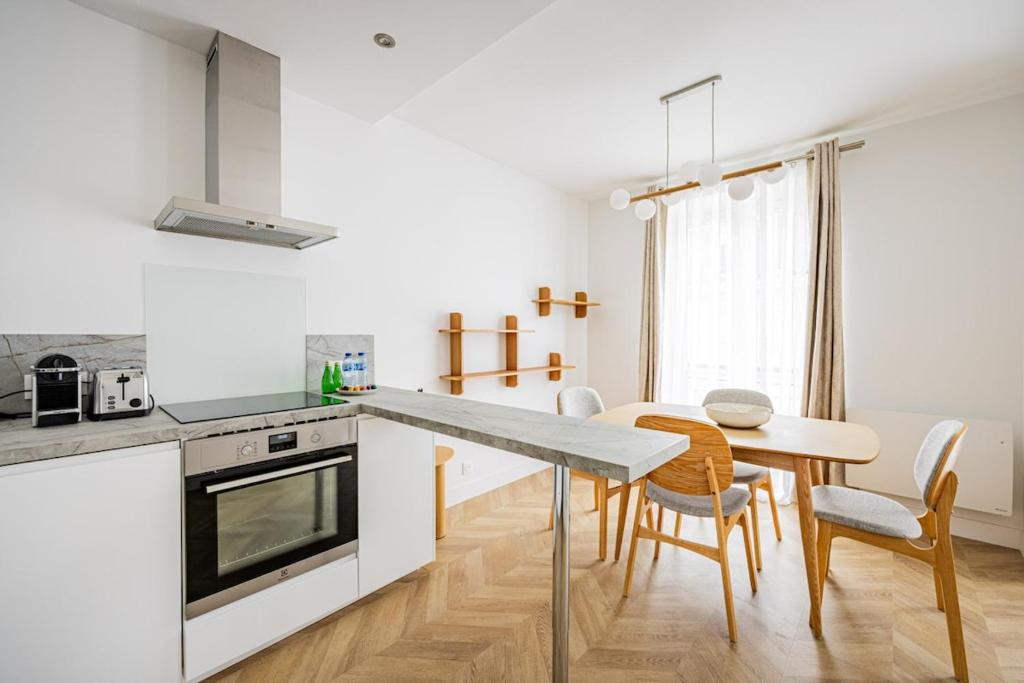 New-Premium-Nation-Bastilles-Large 2-room apartment - 3