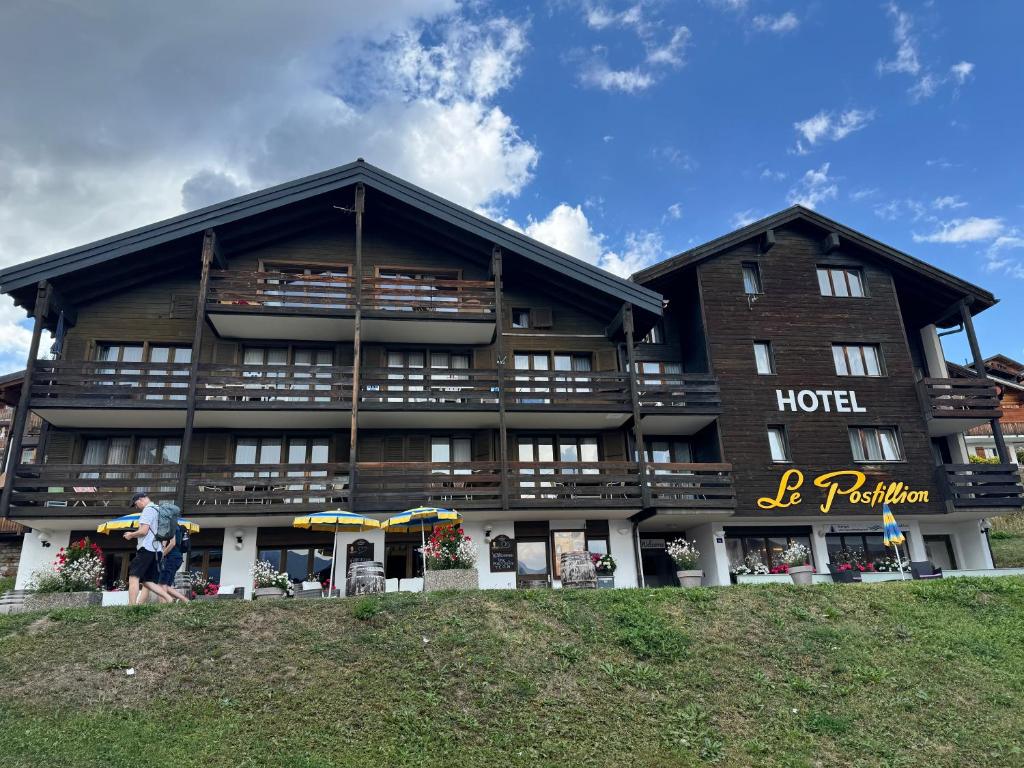 Hotel Le Postillion - 3