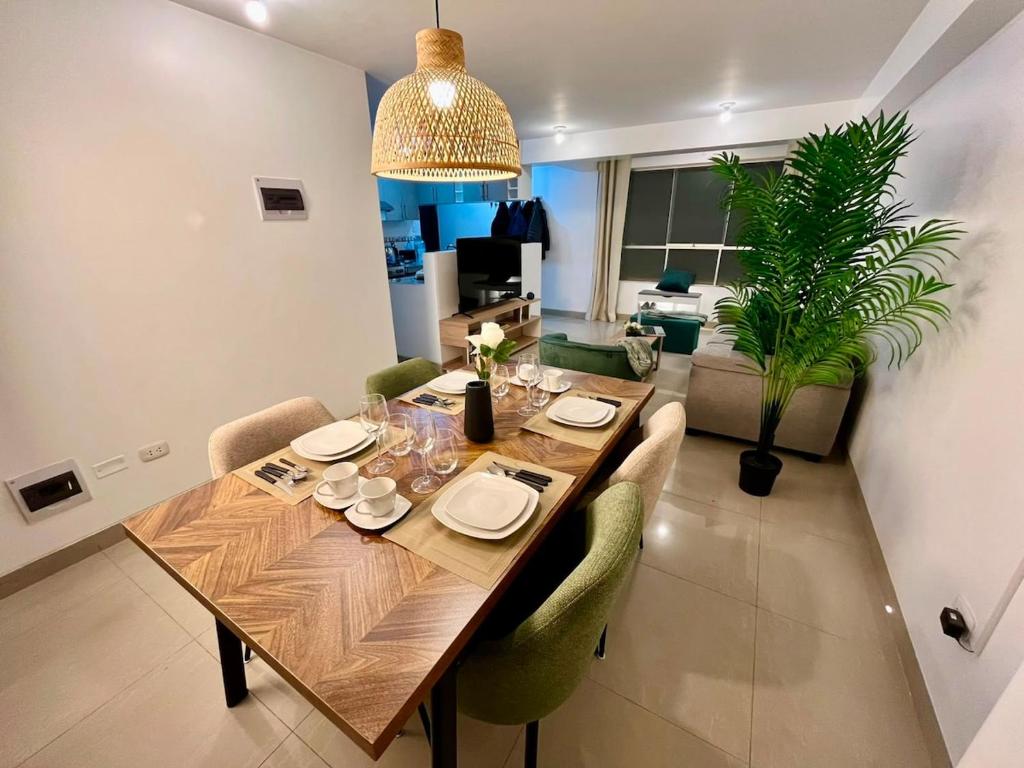Private Bedroom 1 - Shared Apartment with 2 Bedrooms - 2