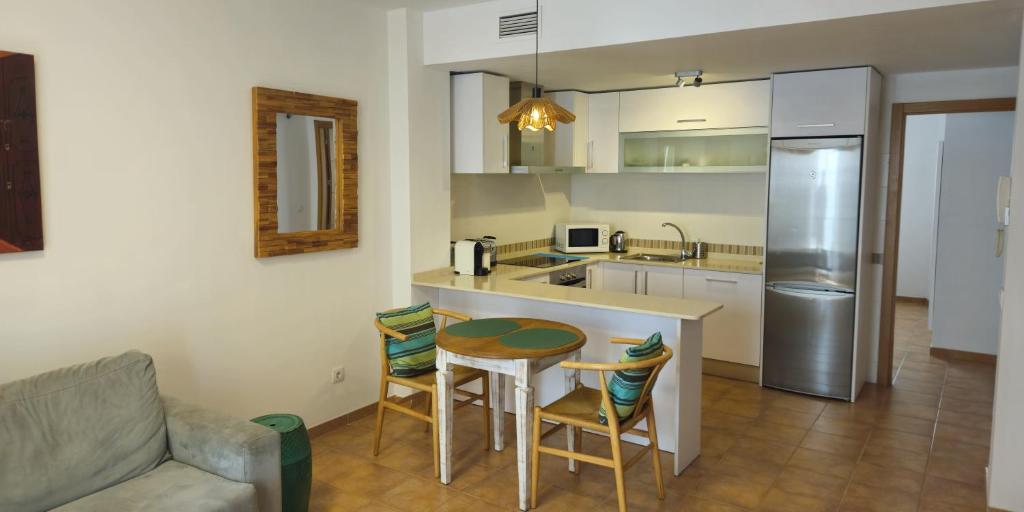 Old Town Apartment near the beach - 4