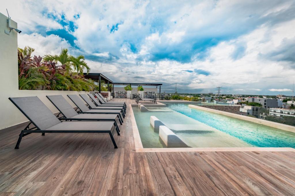 Veranto - 2BR Loft with Rooftop Pool, Gym & Parking - 1