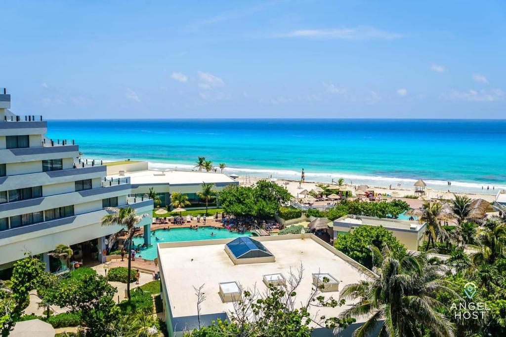 Fabulous Oceanview Suite Access to Beach & Pools - 1