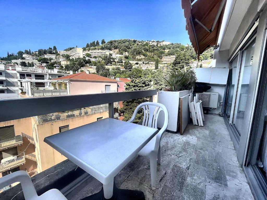 Menton, Superbe studio à deux pas de la mer - 2